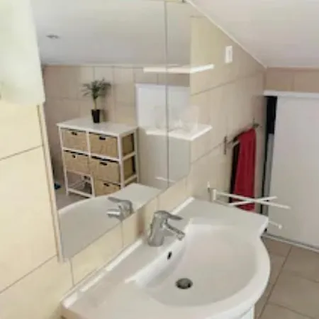 Apartment Dolce Notte, L'ideal Pour Des A Bastia - Avec Vue Panoramique Et Piscine Sur Les Hauteurs